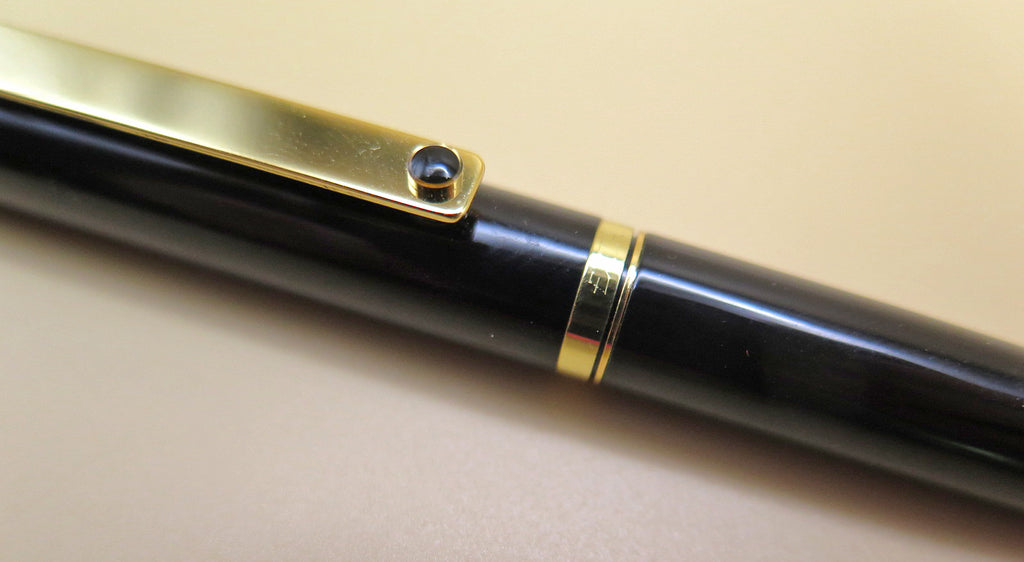 Tombow EXTA Rollerball in Black