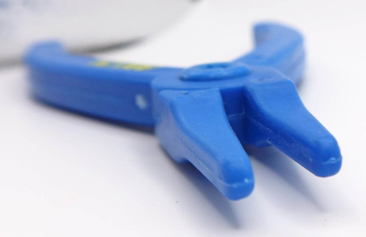 Plastic Pliers AM24
