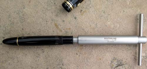 TOOL FOR REMOVING THE NIB / COLLAR FROM A MONTBLANC 149 (Tool D149S)