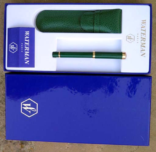 WATERMAN'S GREEN LADIES BALLPOINT WITH GREEN CUIR VACHETTE POUCH